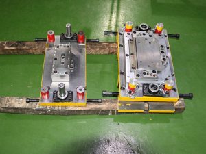 Single punch die (engineering die)